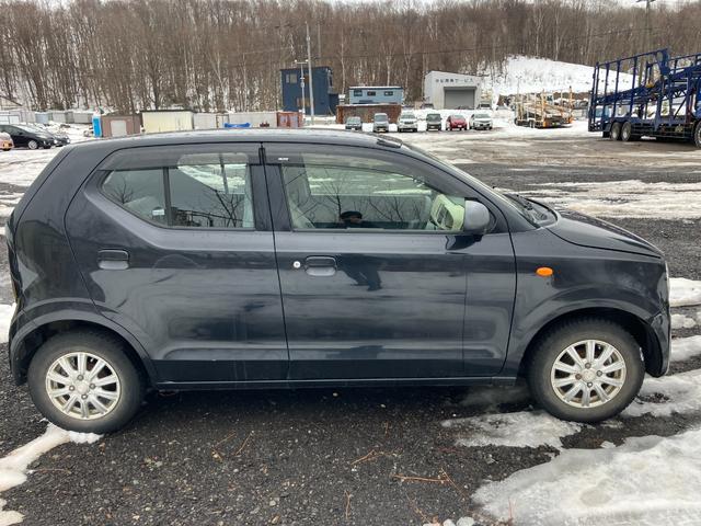 アルト Ｌ　エコアイドル　横滑り防止装置付き　運転席助手席エアバッグ　シートＨ　ＰＷ　セキュリティアラーム　キーレス　ＰＳ　運転席エアバック　ＡＢＳ　４ＷＤ　エアコン　安全ボディ（4枚目）