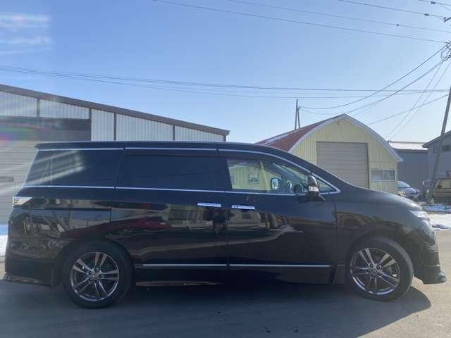 4WD/Sunroof/Navi/DVD/AW