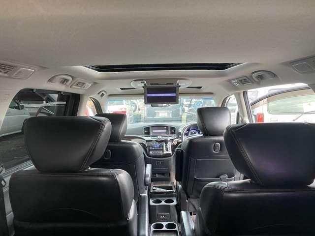4WD/Sunroof/Navi/DVD/AW