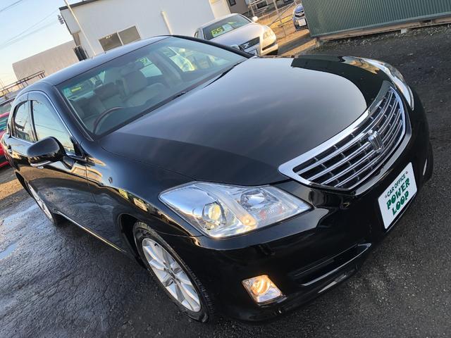 クラウン ロイヤルサルーンｉ－Ｆｏｕｒ　寒冷地仕様　パワーシート　プッシュスタート　スマートキー　トランクイージークローザー　ＨＩＤ　パワーシート　キーレス　盗難防止システム　衝突安全ボディ　ＡＢＳ　ＥＳＣ（42枚目）