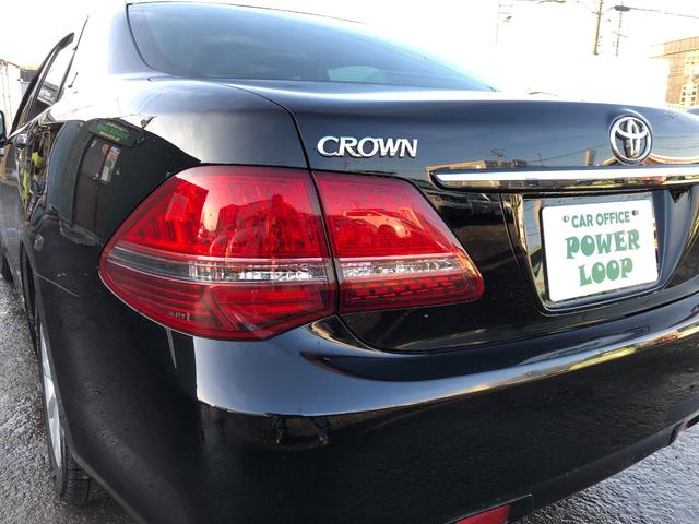 クラウン ロイヤルサルーンｉ－Ｆｏｕｒ　寒冷地仕様　パワーシート　プッシュスタート　スマートキー　トランクイージークローザー　ＨＩＤ　パワーシート　キーレス　盗難防止システム　衝突安全ボディ　ＡＢＳ　ＥＳＣ（50枚目）