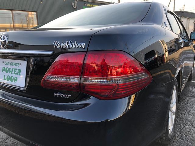 クラウン ロイヤルサルーンｉ－Ｆｏｕｒ　寒冷地仕様　パワーシート　プッシュスタート　スマートキー　トランクイージークローザー　ＨＩＤ　パワーシート　キーレス　盗難防止システム　衝突安全ボディ　ＡＢＳ　ＥＳＣ（51枚目）