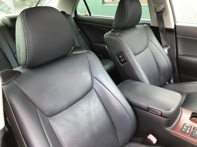 クラウンマジェスタ i-Four 4WD サンルーフ 黒革ベンチレーションシート イージークローザー パワーシート 純正ナビマルチ バックカメラ キーレス スマートキー 寒冷地仕様 パワーシート シートヒータ(18枚目)