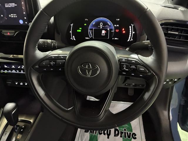 ヤリスクロス ハイブリッドＺ　４ＷＤ　メモリーナビ　バックカメラ　衝突被害軽減システム　ＥＴＣ　ＬＥＤヘッドランプ（12枚目）