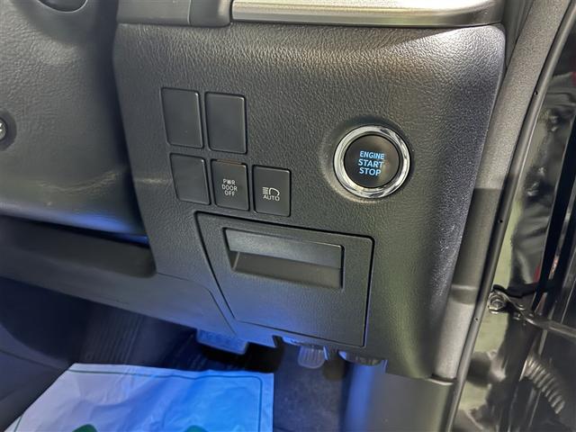 ヴェルファイア ２．５Ｚ　Ａエディション　４ＷＤ　フルセグ　メモリーナビ　ＤＶＤ再生　後席モニター　バックカメラ　衝突被害軽減システム　ＥＴＣ　両側電動スライド　ＬＥＤヘッドランプ　乗車定員７人　３列シート　ワンオーナー（11枚目）