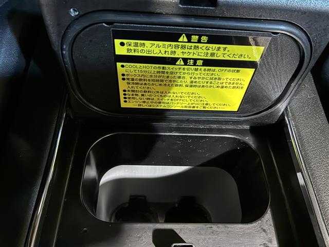 ヴェルファイア ２．５Ｚ　Ａエディション　４ＷＤ　フルセグ　メモリーナビ　ＤＶＤ再生　後席モニター　バックカメラ　衝突被害軽減システム　ＥＴＣ　両側電動スライド　ＬＥＤヘッドランプ　乗車定員７人　３列シート　ワンオーナー（21枚目）