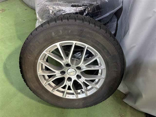 ヴェルファイア ２．５Ｚ　Ａエディション　４ＷＤ　フルセグ　メモリーナビ　ＤＶＤ再生　後席モニター　バックカメラ　衝突被害軽減システム　ＥＴＣ　両側電動スライド　ＬＥＤヘッドランプ　乗車定員７人　３列シート　ワンオーナー（26枚目）