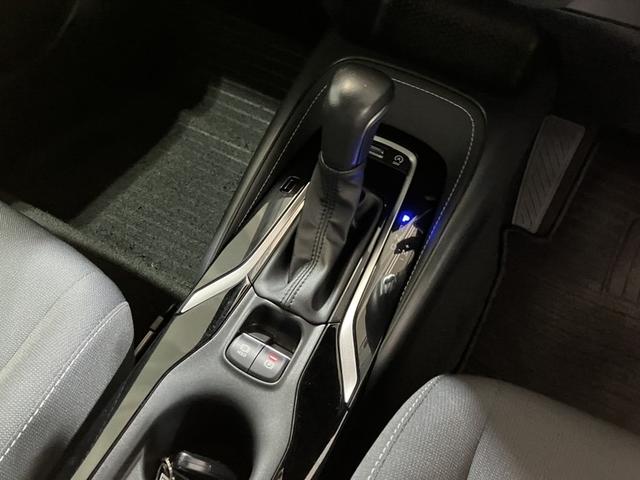 カローラスポーツ Ｇ　４ＷＤ　メモリーナビ　ミュージックプレイヤー接続可　バックカメラ　衝突被害軽減システム　ＥＴＣ　ＬＥＤヘッドランプ（13枚目）