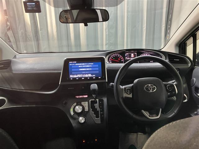 シエンタ Ｇ　４ＷＤ　フルセグ　メモリーナビ　ＤＶＤ再生　バックカメラ　衝突被害軽減システム　ＥＴＣ　ドラレコ　両側電動スライド　ＬＥＤヘッドランプ　乗車定員６人　３列シート（10枚目）