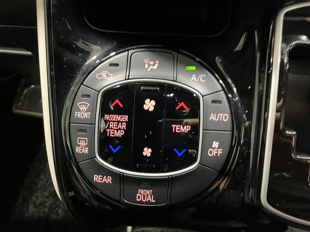 ノア Ｓｉ　ダブルバイビーＩＩＩ　４ＷＤ　フルセグ　メモリーナビ　ＤＶＤ再生　バックカメラ　衝突被害軽減システム　ＥＴＣ　ドラレコ　両側電動スライド　ＬＥＤヘッドランプ　乗車定員７人　３列シート　アイドリングストップ（21枚目）