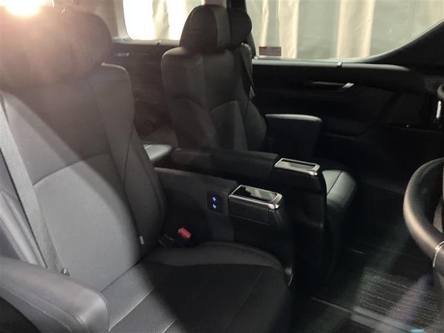 アルファード 2.5S Cパッケージ 4WD バックカメラ 衝突被害軽減システム ETC 両側電動スライド LEDヘッドランプ 乗車定員7人 3列シート(6枚目)