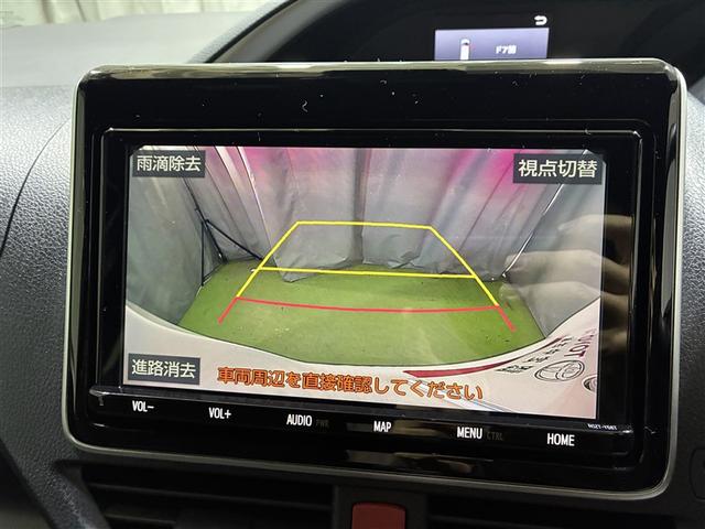 ヴォクシー ＺＳ　煌ＩＩ　４ＷＤ　フルセグ　メモリーナビ　ＤＶＤ再生　バックカメラ　衝突被害軽減システム　ＥＴＣ　両側電動スライド　ＬＥＤヘッドランプ　乗車定員７人　３列シート　ワンオーナー　アイドリングストップ（17枚目）