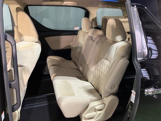 アルファード ２．５Ｘ　４ＷＤ　バックカメラ　衝突被害軽減システム　ドラレコ　電動スライドドア　ＬＥＤヘッドランプ　乗車定員８人　３列シート　ワンオーナー（8枚目）