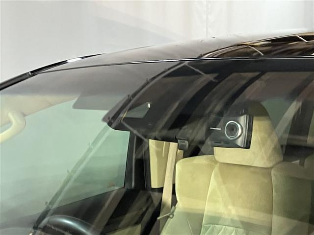 アルファード ２．５Ｘ　４ＷＤ　バックカメラ　衝突被害軽減システム　ドラレコ　電動スライドドア　ＬＥＤヘッドランプ　乗車定員８人　３列シート　ワンオーナー（24枚目）