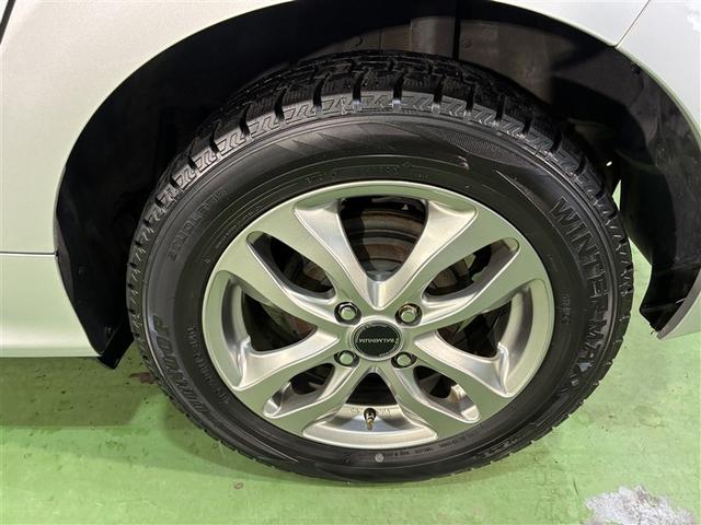 ヤリス ハイブリッドＺ　４ＷＤ　ＤＶＤ再生　バックカメラ　衝突被害軽減システム　ＥＴＣ　ドラレコ　ＬＥＤヘッドランプ　ワンオーナー（20枚目）