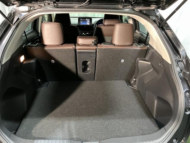 ヤリスクロス ハイブリッドＺ　４ＷＤ　ミュージックプレイヤー接続可　バックカメラ　衝突被害軽減システム　ＥＴＣ　ＬＥＤヘッドランプ（7枚目）