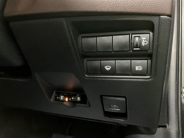 ヤリスクロス ハイブリッドＺ　４ＷＤ　ミュージックプレイヤー接続可　バックカメラ　衝突被害軽減システム　ＥＴＣ　ＬＥＤヘッドランプ（12枚目）