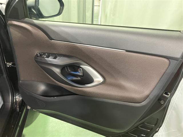 ヤリスクロス ハイブリッドＺ　４ＷＤ　ミュージックプレイヤー接続可　バックカメラ　衝突被害軽減システム　ＥＴＣ　ＬＥＤヘッドランプ（17枚目）