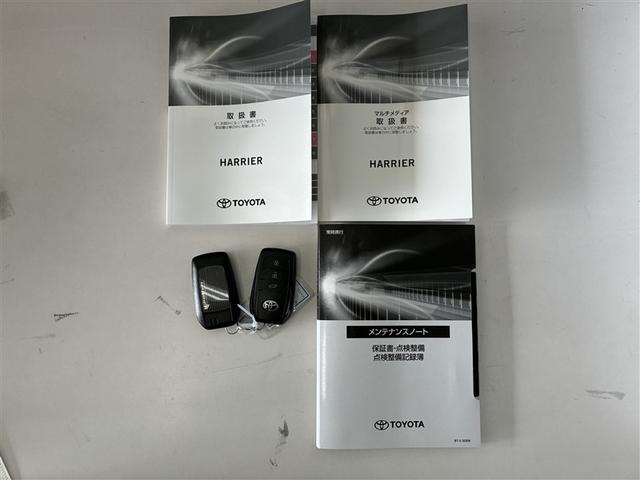 ハリアー Ｚ　４ＷＤ　フルセグ　メモリーナビ　バックカメラ　衝突被害軽減システム　ＥＴＣ　ドラレコ　ＬＥＤヘッドランプ　ワンオーナー　フルエアロ（22枚目）