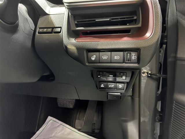 プリウス Ｚ　フルセグ　メモリーナビ　ミュージックプレイヤー接続可　バックカメラ　衝突被害軽減システム　ＥＴＣ　ドラレコ　ＬＥＤヘッドランプ（11枚目）