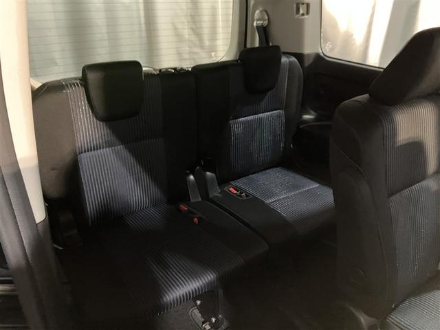 ヴォクシー ＺＳ　煌ＩＩ　４ＷＤ　フルセグ　メモリーナビ　ＤＶＤ再生　ミュージックプレイヤー接続可　バックカメラ　衝突被害軽減システム　ＥＴＣ　両側電動スライド　ＬＥＤヘッドランプ　ウオークスルー　乗車定員７人　３列シート（10枚目）