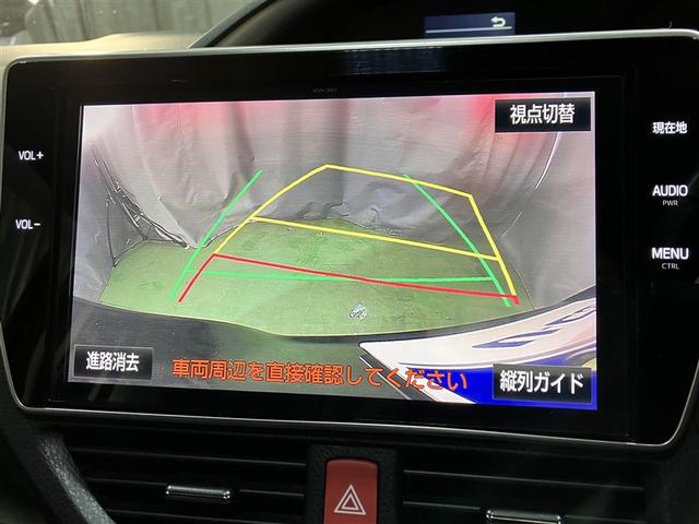ヴォクシー ＺＳ　煌ＩＩ　４ＷＤ　フルセグ　メモリーナビ　ＤＶＤ再生　ミュージックプレイヤー接続可　バックカメラ　衝突被害軽減システム　ＥＴＣ　両側電動スライド　ＬＥＤヘッドランプ　ウオークスルー　乗車定員７人　３列シート（16枚目）