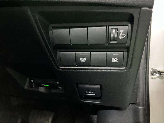 ヤリス Ｘ　４ＷＤ　メモリーナビ　バックカメラ　衝突被害軽減システム　ＥＴＣ（18枚目）