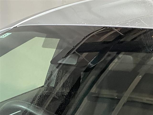 ヤリス Ｘ　４ＷＤ　メモリーナビ　バックカメラ　衝突被害軽減システム　ＥＴＣ（21枚目）