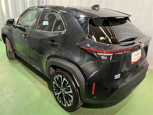 ヤリスクロス ハイブリッドＺ　４ＷＤ　メモリーナビ　バックカメラ　衝突被害軽減システム　ＥＴＣ　ＬＥＤヘッドランプ（4枚目）