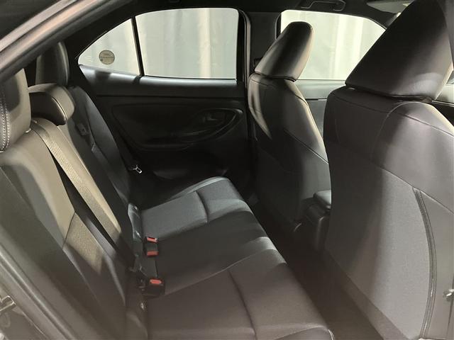 ヤリスクロス ハイブリッドＺ　４ＷＤ　メモリーナビ　バックカメラ　衝突被害軽減システム　ＥＴＣ　ＬＥＤヘッドランプ（7枚目）