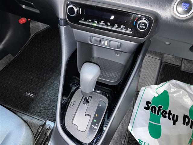 ヤリス Ｇ　４ＷＤ　フルセグ　メモリーナビ　ミュージックプレイヤー接続可　バックカメラ　衝突被害軽減システム　ＥＴＣ（14枚目）