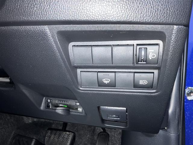 ヤリス Ｇ　４ＷＤ　フルセグ　メモリーナビ　ミュージックプレイヤー接続可　バックカメラ　衝突被害軽減システム　ＥＴＣ（16枚目）