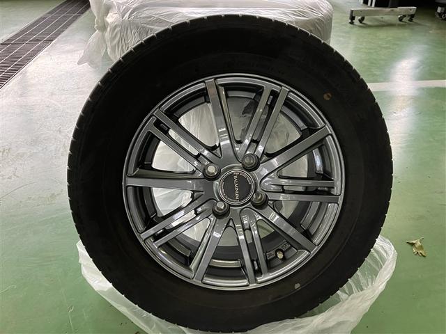 ヤリス Ｇ　４ＷＤ　フルセグ　メモリーナビ　ミュージックプレイヤー接続可　バックカメラ　衝突被害軽減システム　ＥＴＣ（20枚目）