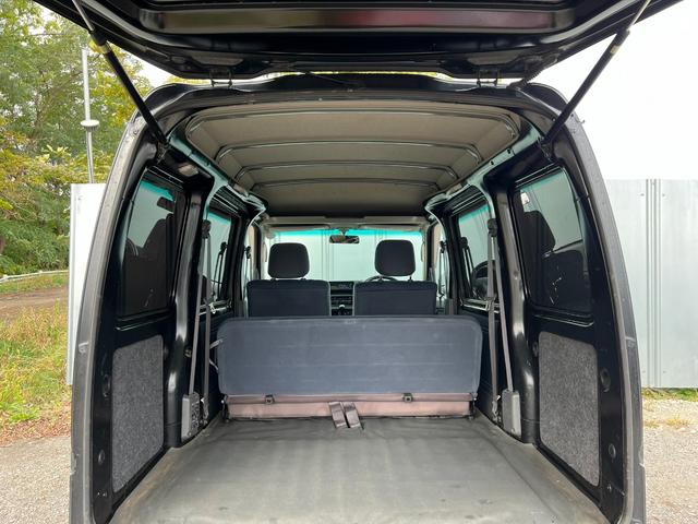 ピクシスバン クルーズ　４ＷＤ　ハイルーフ　軽バン　軽ワゴン　キーレス　オーバーヘッドコンソール　スタッドレス装着　電格ミラー　ＰＷ（11枚目）