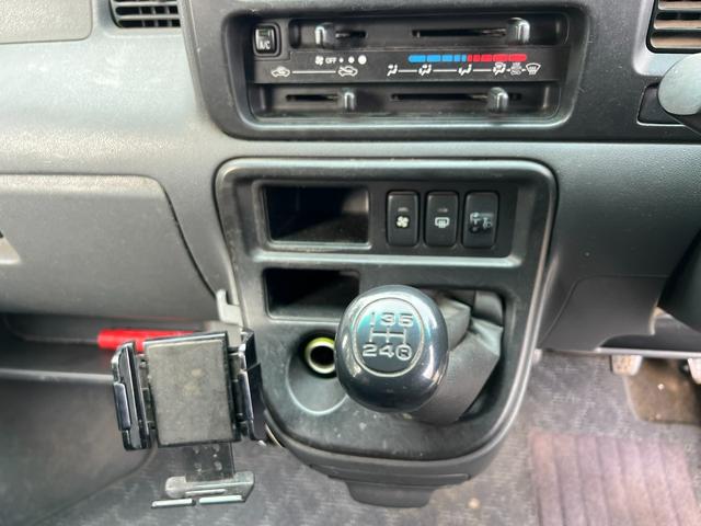 ピクシスバン クルーズ　４ＷＤ　ハイルーフ　軽バン　軽ワゴン　キーレス　オーバーヘッドコンソール　スタッドレス装着　電格ミラー　ＰＷ（21枚目）