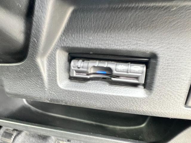 スペーシアカスタムＺ ベースグレード　４ＷＤ　パワースライドドア　社外ナビ＆ＴＶ　Ｂカメ　Ｂｌｕｅｔｏｏｔｈ　プッシュスタート　スマートキー　ＥＴＣ　エンスタ　シートヒーター　純正ＡＷ（11枚目）