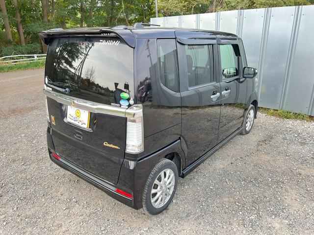 Ｎ－ＢＯＸカスタム Ｇ・Ｌパッケージ　４ＷＤ　両側パワースライドドア　純正ナビ＆ＴＶ　バックカメラ　Ｂｌｕｅｔｏｏｔｈ　ドラレコ　スマートキー　プッシュスタート　横滑り防止　エンスタ　オーバーヘッドコンソール（24枚目）