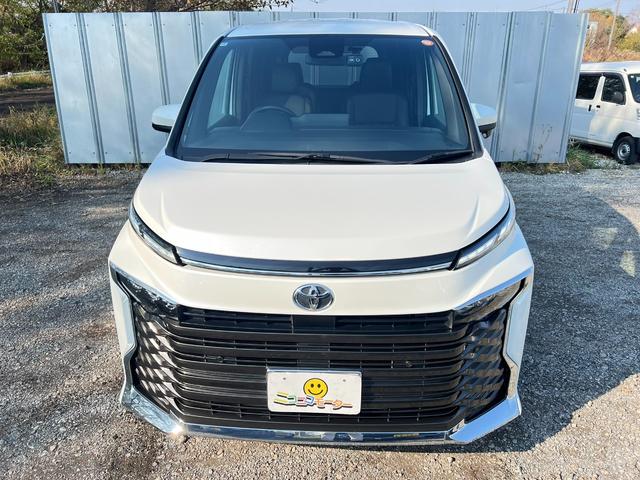 ヴォクシー S-Z 4WD 車検R9年10月2日 スタッドレス装着済 モデリスタ16インチAW 走行2万キロ ブリヂストンVRX3 エンスタ 両側パワスラ 衝突軽減システム レーンアシスト レーダークルーズ 前後ドラレコ(5枚目)