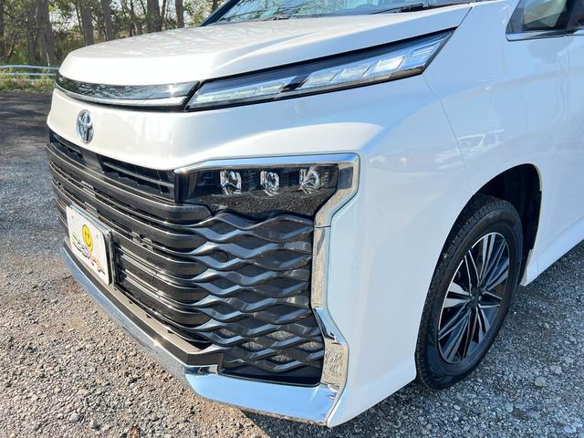 ヴォクシー S-Z 4WD 車検R9年10月2日 スタッドレス装着済 モデリスタ16インチAW 走行2万キロ ブリヂストンVRX3 エンスタ 両側パワスラ 衝突軽減システム レーンアシスト レーダークルーズ 前後ドラレコ(8枚目)