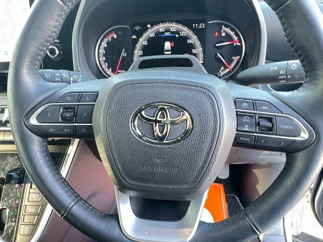 ヴォクシー S-Z 4WD 車検R9年10月2日 スタッドレス装着済 モデリスタ16インチAW 走行2万キロ ブリヂストンVRX3 エンスタ 両側パワスラ 衝突軽減システム レーンアシスト レーダークルーズ 前後ドラレコ(57枚目)