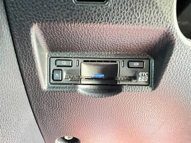 ヴォクシー S-Z 4WD 車検R9年10月2日 スタッドレス装着済 モデリスタ16インチAW 走行2万キロ ブリヂストンVRX3 エンスタ 両側パワスラ 衝突軽減システム レーンアシスト レーダークルーズ 前後ドラレコ(66枚目)