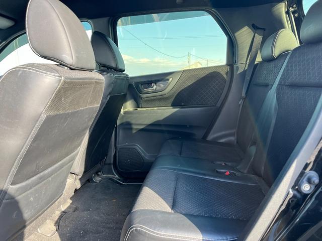 N-WGNカスタム G SSパッケージ 4WD ナビ&TV スタッドレス装着済 バックカメラ Bluetooth ETC ドラレコ スマートキー プッシュスタート マイナー後 修復歴なし 冬タイヤ付 左右シートヒーター クルコン 横滑り防止(9枚目)