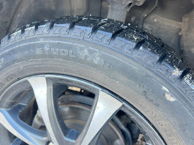 N-WGNカスタム G SSパッケージ 4WD ナビ&TV スタッドレス装着済 バックカメラ Bluetooth ETC ドラレコ スマートキー プッシュスタート マイナー後 修復歴なし 冬タイヤ付 左右シートヒーター クルコン 横滑り防止(12枚目)