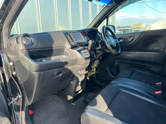 N-WGNカスタム G SSパッケージ 4WD ナビ&TV スタッドレス装着済 バックカメラ Bluetooth ETC ドラレコ スマートキー プッシュスタート マイナー後 修復歴なし 冬タイヤ付 左右シートヒーター クルコン 横滑り防止(22枚目)