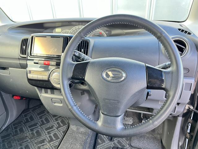 タント カスタムＶセレクション　４ＷＤ　スタッドレス装着　走行８万キロ　社外ＡＷ　オーバーヘッドコンソール　キーフリー　スマートキー　ディスチャージヘッドライト　ドアバイザー　フォグ（17枚目）