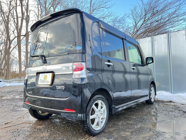 タント カスタムＶセレクション　４ＷＤ　スタッドレス装着　走行８万キロ　社外ＡＷ　オーバーヘッドコンソール　キーフリー　スマートキー　ディスチャージヘッドライト　ドアバイザー　フォグ（18枚目）