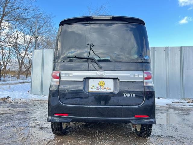 タント カスタムＶセレクション　４ＷＤ　スタッドレス装着　走行８万キロ　社外ＡＷ　オーバーヘッドコンソール　キーフリー　スマートキー　ディスチャージヘッドライト　ドアバイザー　フォグ（19枚目）