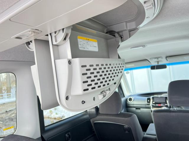 タント カスタムＶセレクション　４ＷＤ　スタッドレス装着　走行８万キロ　社外ＡＷ　オーバーヘッドコンソール　キーフリー　スマートキー　ディスチャージヘッドライト　ドアバイザー　フォグ（25枚目）