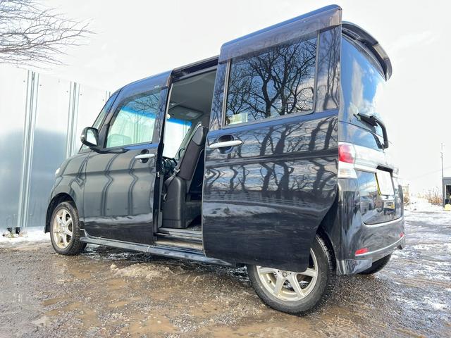 タント カスタムＶセレクション　４ＷＤ　スタッドレス装着　走行８万キロ　社外ＡＷ　オーバーヘッドコンソール　キーフリー　スマートキー　ディスチャージヘッドライト　ドアバイザー　フォグ（28枚目）