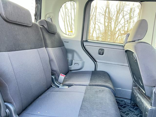 タント カスタムＶセレクション　４ＷＤ　スタッドレス装着　走行８万キロ　社外ＡＷ　オーバーヘッドコンソール　キーフリー　スマートキー　ディスチャージヘッドライト　ドアバイザー　フォグ（37枚目）